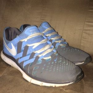 Nike free runs